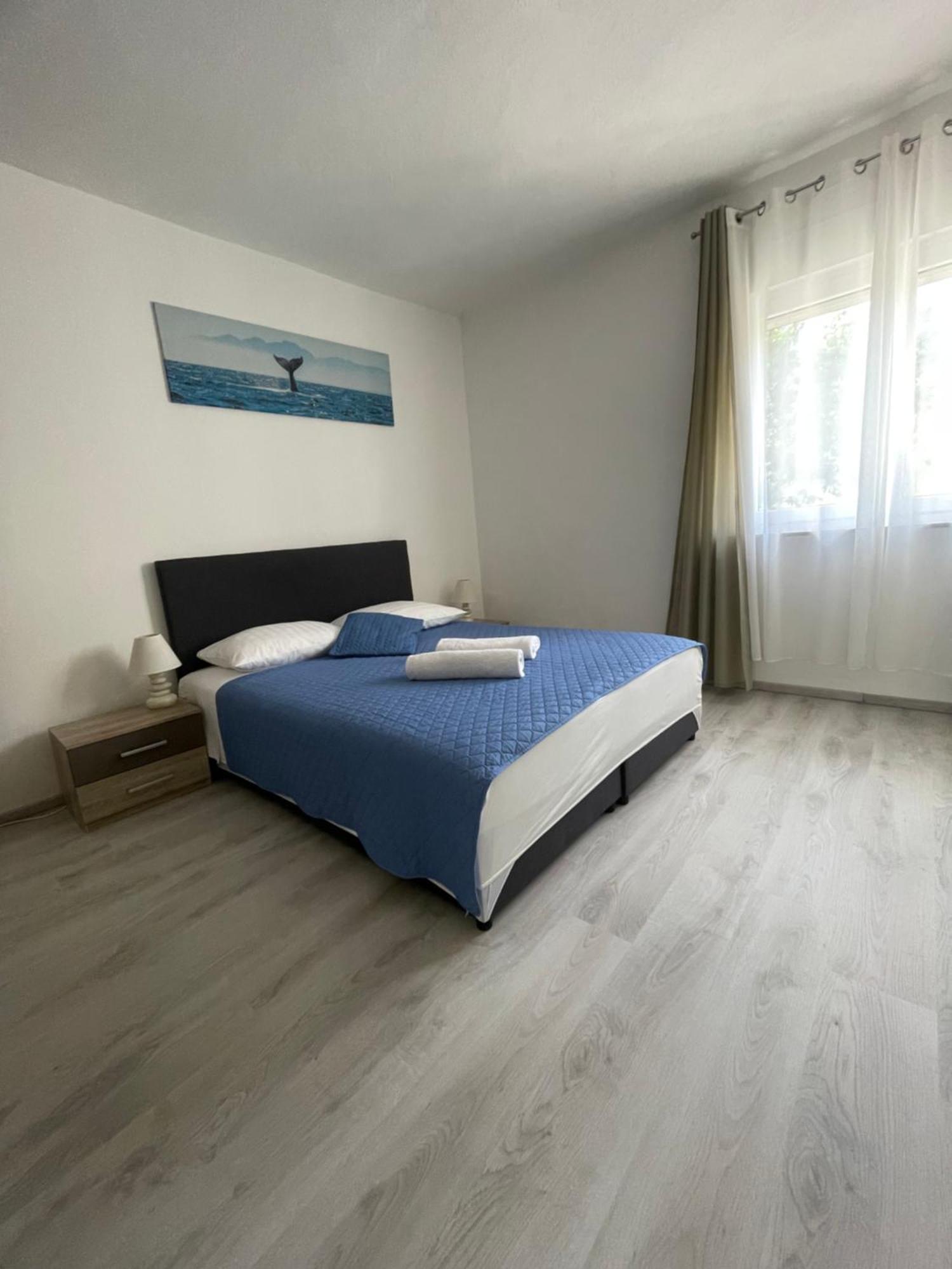 Apartmani Dolores Kaštela Kültér fotó